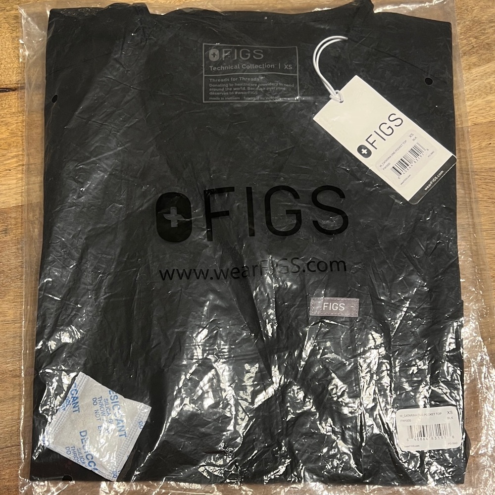 Figs Black XS CATARINA Scrub Top